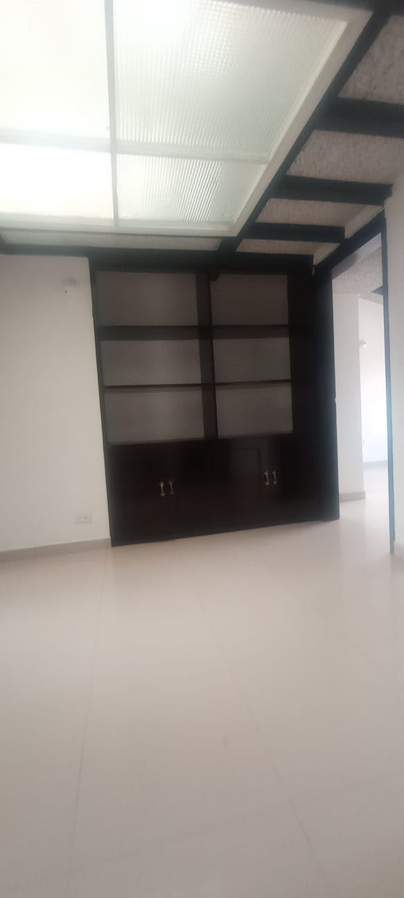Casa en venta en Lagos De Cordoba, Bogotá · foto 8 de 21