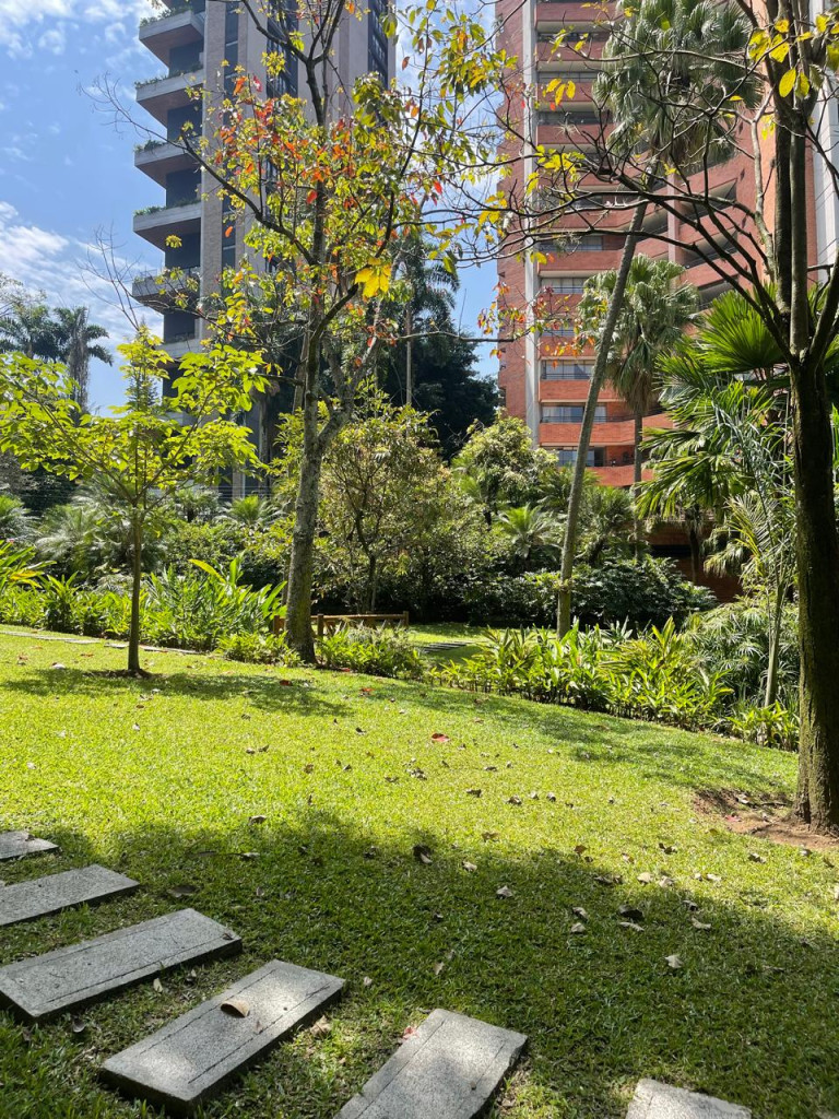 Apartamento en arriendo en El Poblado, Medellín · foto 22 de 24