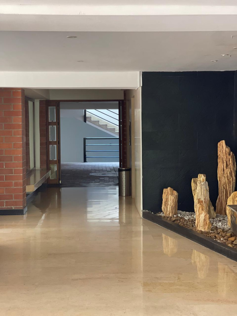 Apartamento en arriendo en El Poblado, Medellín · foto 24 de 24