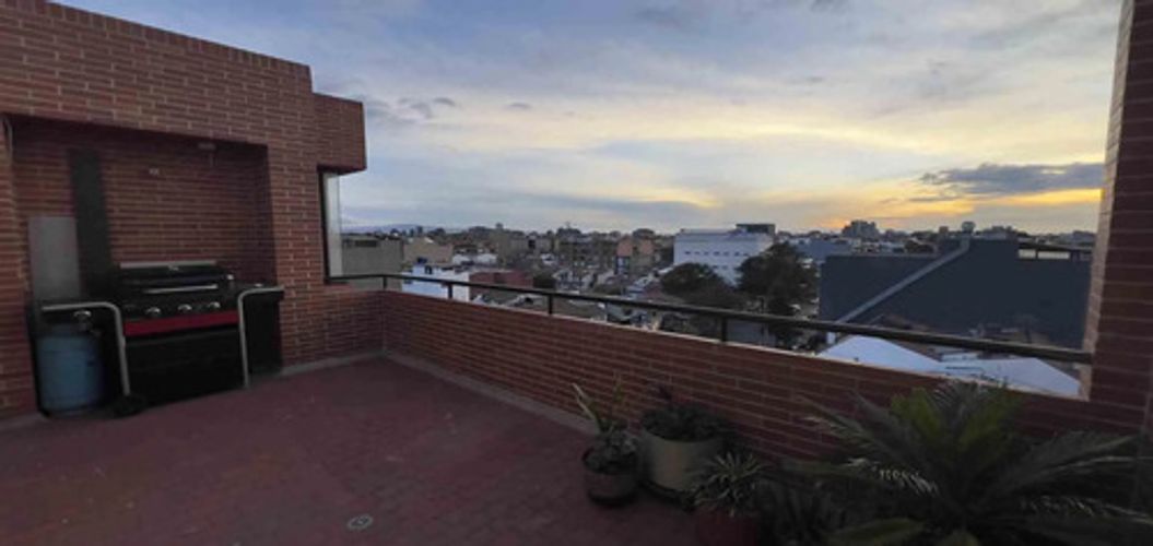 Apartamento de 3 alcobas en venta en Santa Barbara, Bogotá, 361 m² · foto 10 de 12