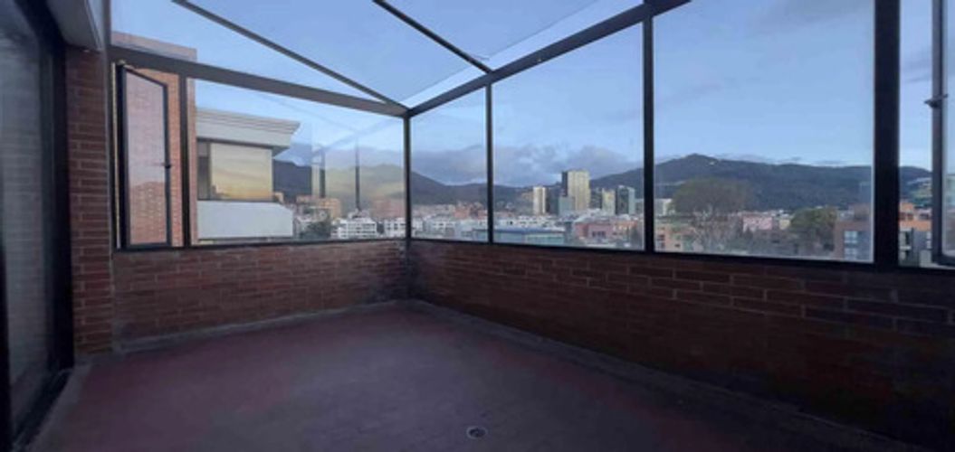 Apartamento de 3 alcobas en venta en Santa Barbara, Bogotá, 361 m² · foto 12 de 12