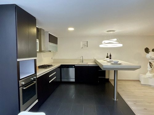 Casa en venta en Santa Barbara, Bogotá · foto 7 de 12