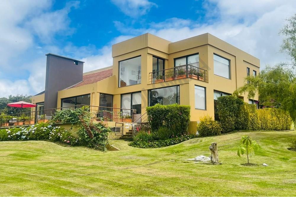 Casa en venta en Conjunto Casa De Campo, La Calera · foto 2 de 24
