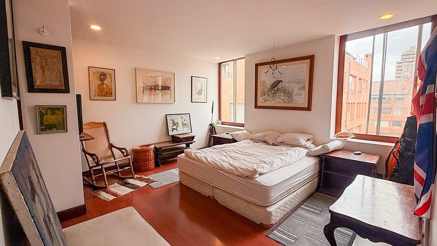 Apartamento de 3 alcobas en venta en Chico Norte, Bogotá, 180 m² · foto 13 de 20