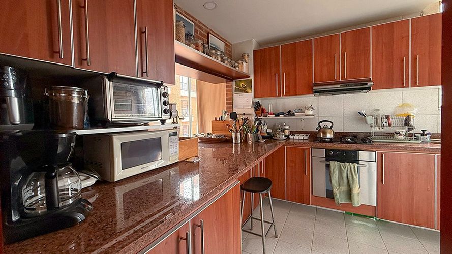 Apartamento de 3 alcobas en venta en Chico Norte, Bogotá, 180 m² · foto 9 de 20