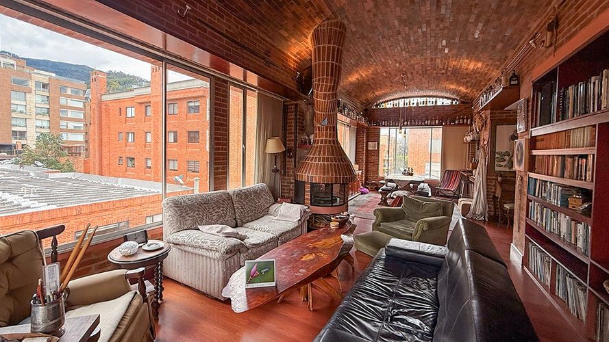 Apartamento de 3 alcobas en venta en Chico Norte, Bogotá, 180 m² · foto 6 de 20