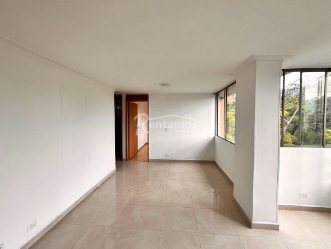 Apartamento de 2 alcobas en venta en La Frontera, Medellín, 75 m² · foto 8 de 24
