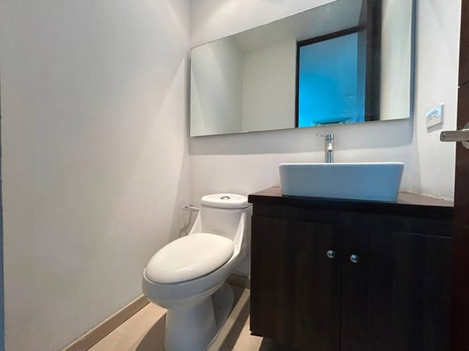 Oficina en arriendo en La Aguacatala, Medellín, 83 m² · foto 6 de 6