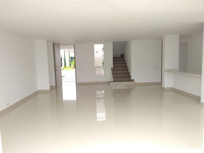 Casa de 4 alcobas en venta en El Castillo, Jamundí, 150 m² · foto 6 de 14