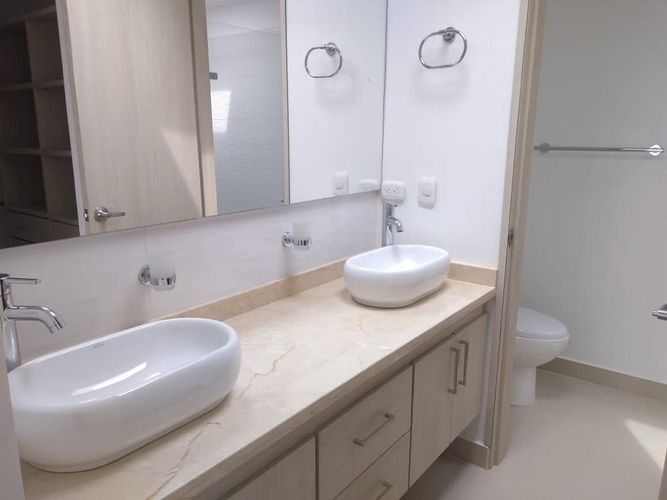 Casa de 4 alcobas en venta en El Castillo, Jamundí, 150 m² · foto 7 de 14