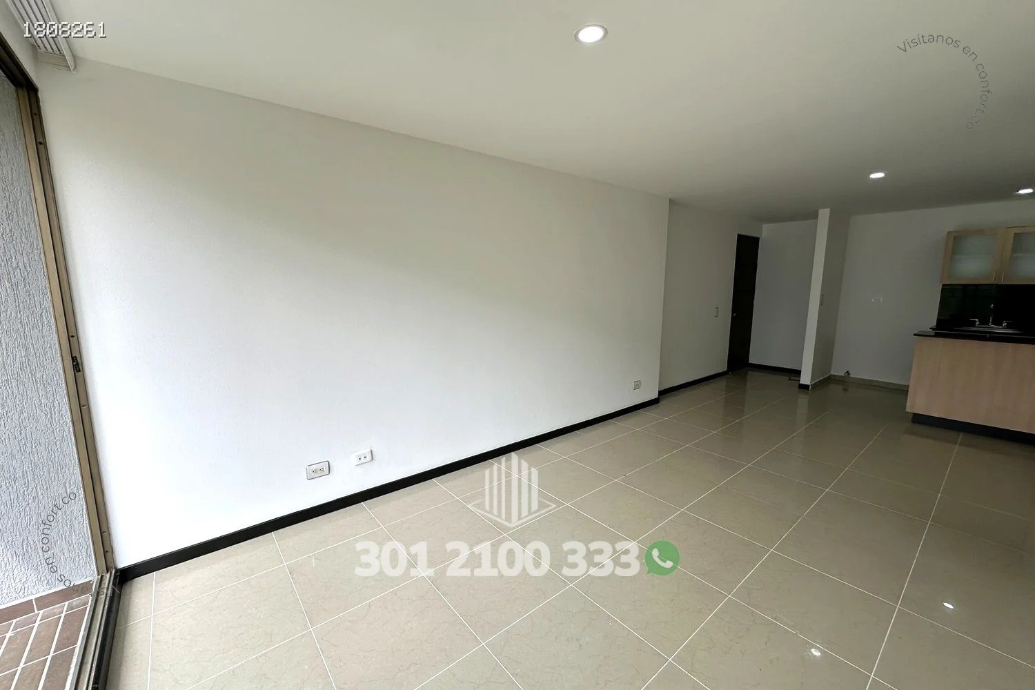 Apartamento en arriendo en Los Balsos, Medellín · foto 4 de 24
