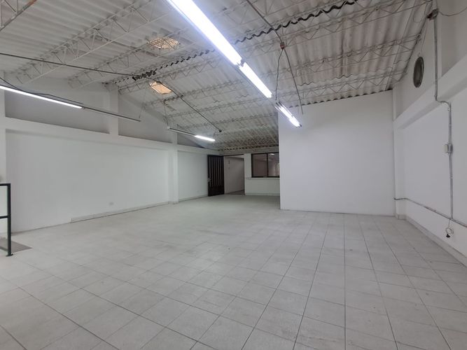 Bodega en arriendo en Santander, Pereira, 350 m² · foto 3 de 8