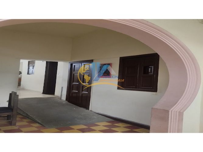 Casa de 5 alcobas en venta en San Francisco, Bucaramanga, 180 m² · foto 4 de 7