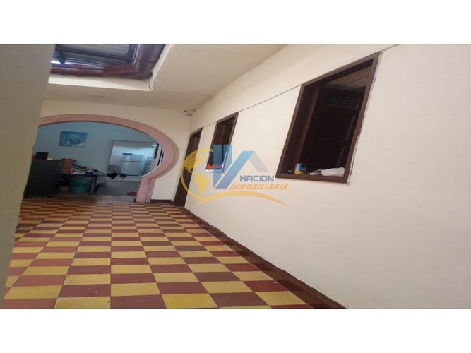 Casa de 5 alcobas en venta en San Francisco, Bucaramanga, 180 m² · foto 6 de 7
