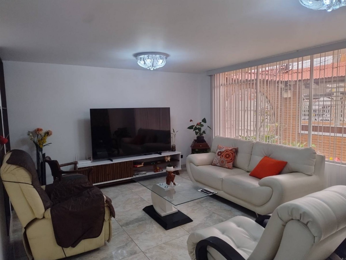 Casa en venta en La Patria, Bogotá · foto 6 de 24