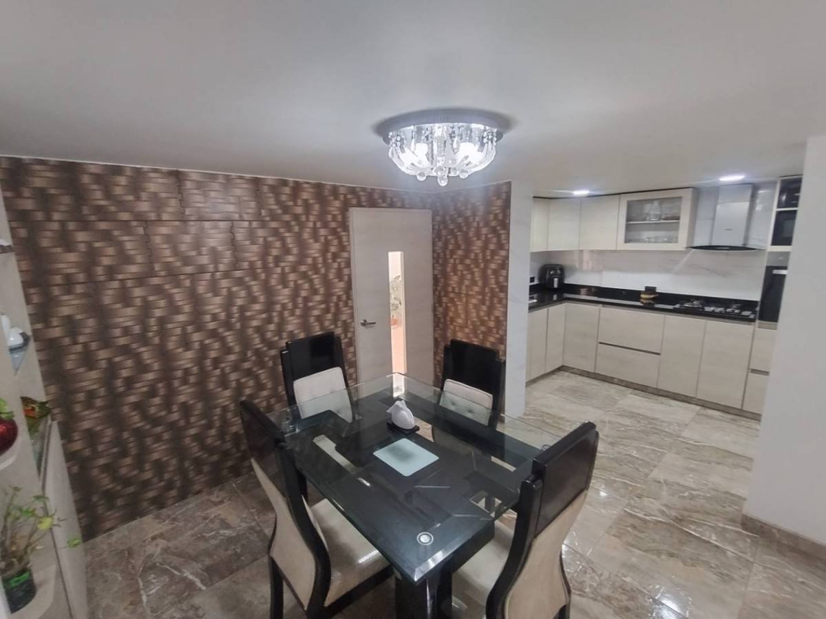 Casa en venta en La Patria, Bogotá · foto 8 de 24