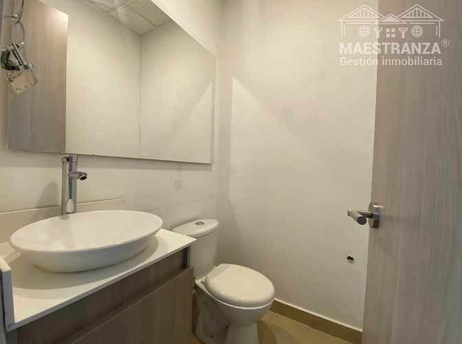 Oficina en arriendo en Milla De Oro, Medellín, 44 m² · foto 6 de 10