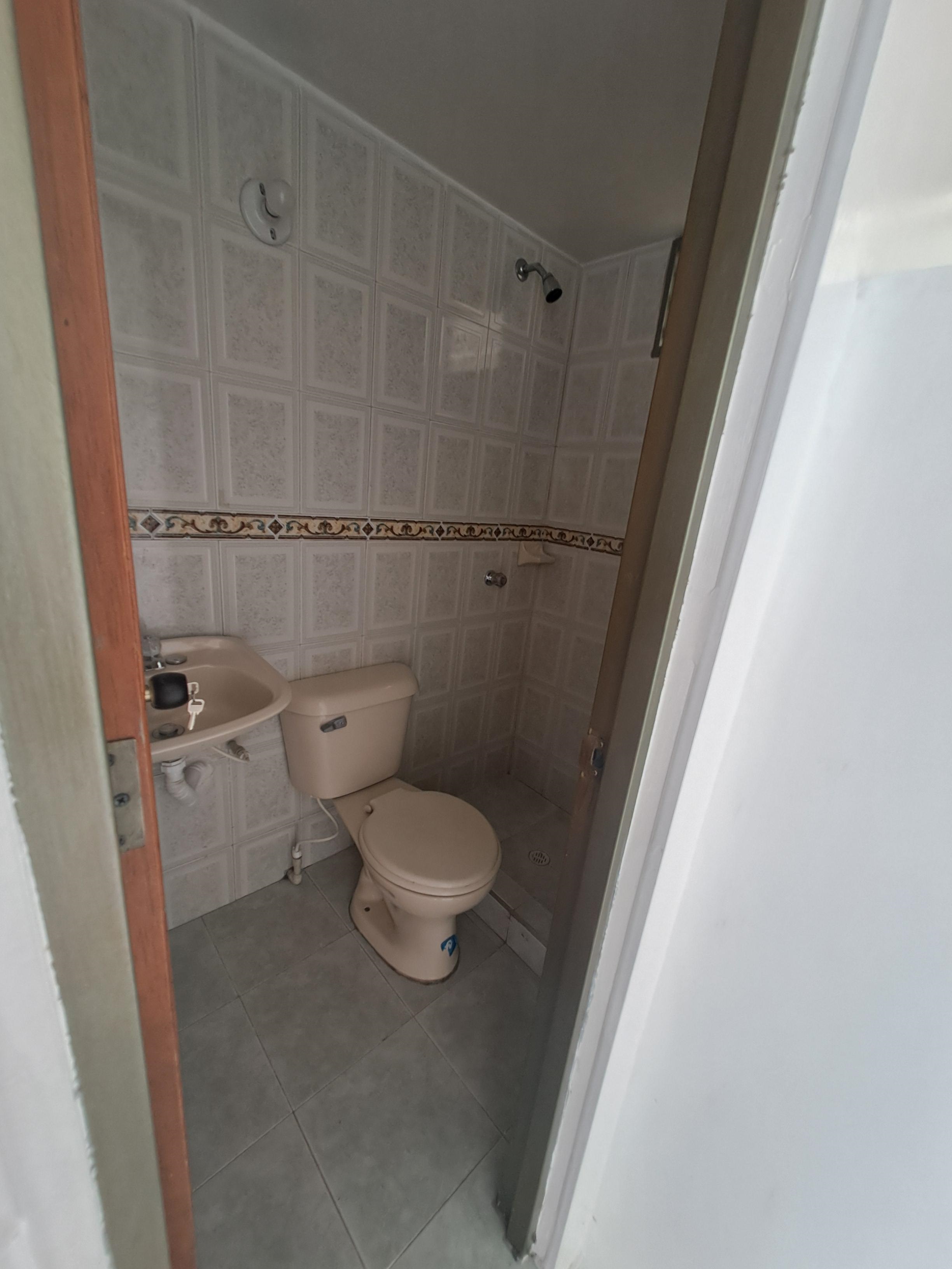 Casa en venta en Engativá, Bogotá · foto 8 de 18