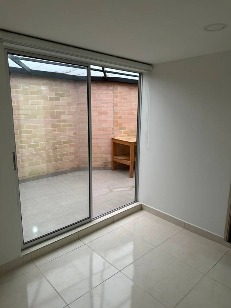 Apartamento en venta en El Carmelo Ii, Sabaneta · foto 6 de 23