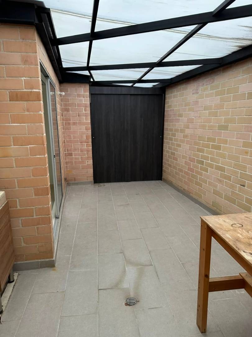 Apartamento en venta en El Carmelo Ii, Sabaneta · foto 8 de 23