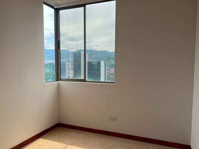 Apartamento de 3 alcobas en arriendo en Los Balsos, Medellín, 84 m² · foto 13 de 13