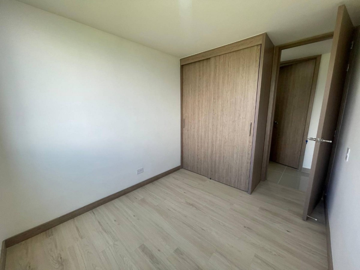 Apartamento en venta en La Ferreria, La Estrella · foto 11 de 24