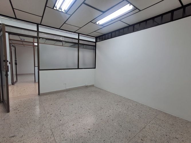 Oficina en arriendo en Sector Galeria Central, Pereira, 18 m² · foto 7 de 8