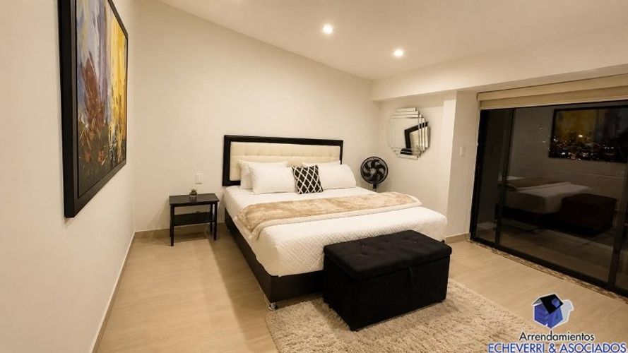 Casa de 4 alcobas en arriendo en El Tesoro, Medellín, 280 m² · foto 5 de 22