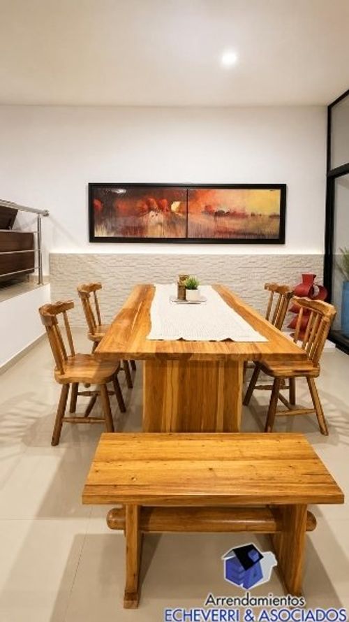 Casa de 4 alcobas en arriendo en El Tesoro, Medellín, 280 m² · foto 8 de 22