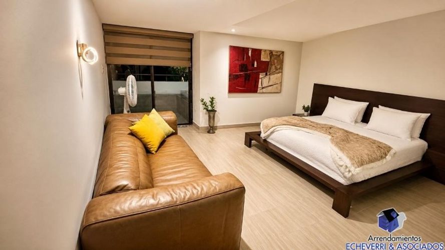 Casa de 4 alcobas en arriendo en El Tesoro, Medellín, 280 m² · foto 9 de 22