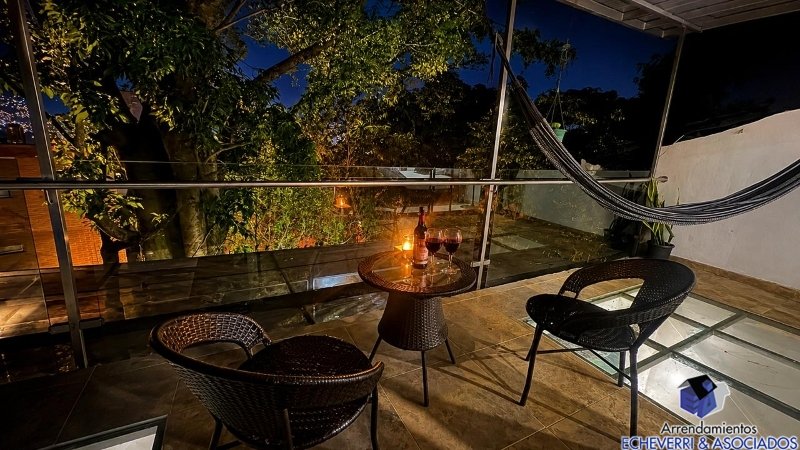 4BR House in El tesoro (280 m²) for Sale - 4