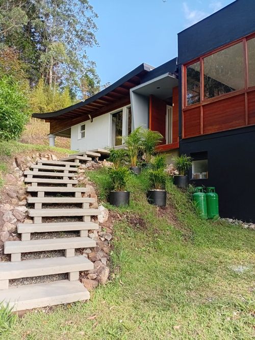 Finca en venta en Chaparral, Guarne, 200 m² · foto 2 de 24