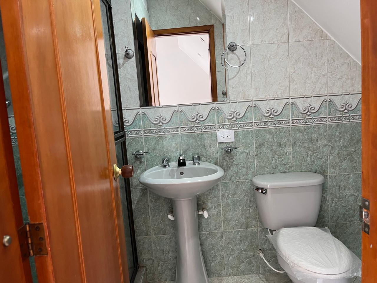 Casa en venta en Portales Del Norte, Bogotá · foto 13 de 14