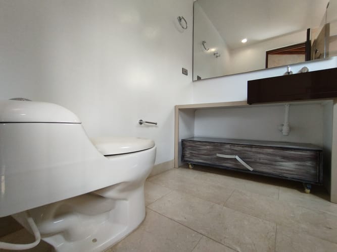 Casa de 3 alcobas en arriendo en Loma El Atravesado, Envigado, 210 m² · foto 18 de 20
