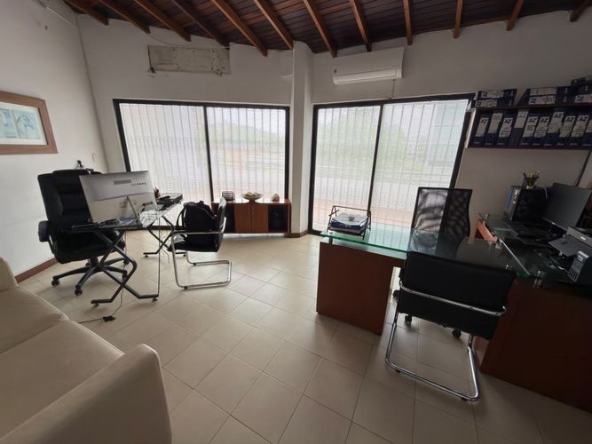 Apartaestudio en venta en La Playa, Cúcuta, 71 m² · foto 2 de 7