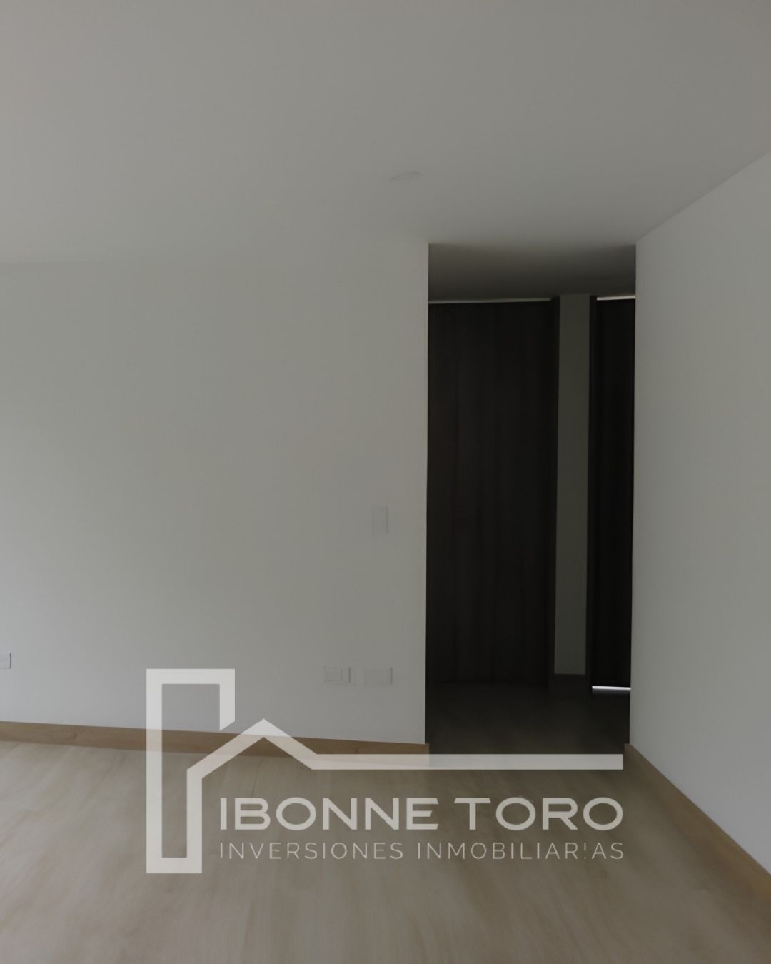 Apartamento en venta en Avenida Alberto Mendoza, Manizales · foto 3 de 18