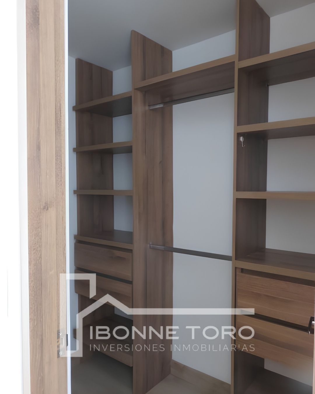 Apartamento en venta en Avenida Alberto Mendoza, Manizales · foto 12 de 18