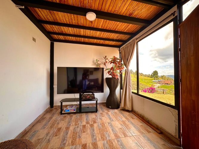 Casa de 3 alcobas en venta en El Yolombo, Medellín · foto 16 de 24