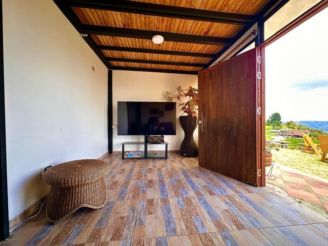 Casa de 3 alcobas en venta en El Yolombo, Medellín · foto 15 de 24