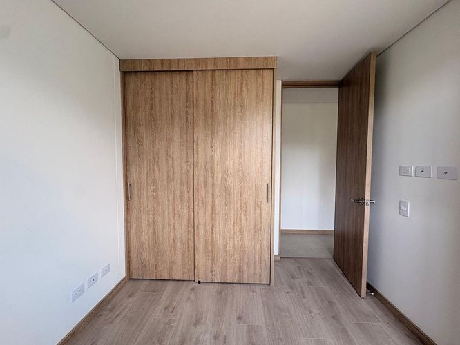 Apartamento de 3 alcobas en arriendo en San Cristobal, Sabaneta, 78 m² · foto 10 de 15