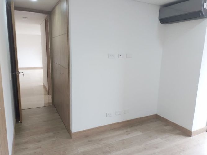 Apartamento de 2 alcobas en arriendo en Laureles, Medellín, 100 m² · foto 9 de 17