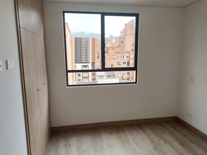Apartamento de 2 alcobas en arriendo en Laureles, Medellín, 100 m² · foto 12 de 17