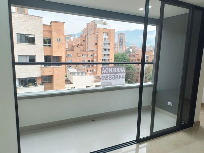 Apartamento de 2 alcobas en arriendo en Laureles, Medellín, 100 m² · foto 17 de 17