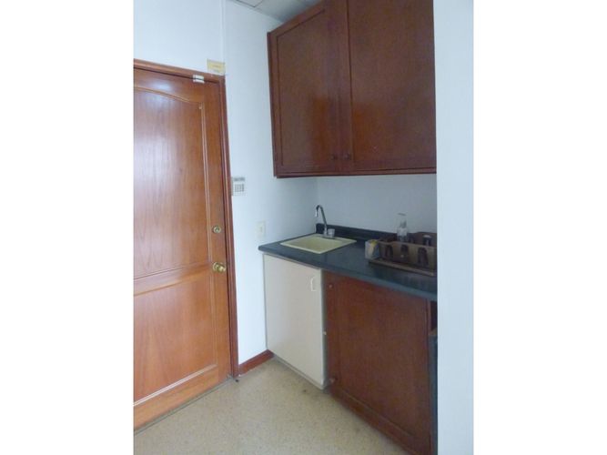 Oficina en arriendo en Sector Plaza De Bolivar, Pereira, 25 m² · foto 3 de 8