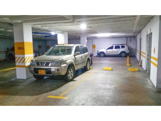 Oficina en arriendo en Sector Plaza De Bolivar, Pereira, 25 m² · foto 7 de 8