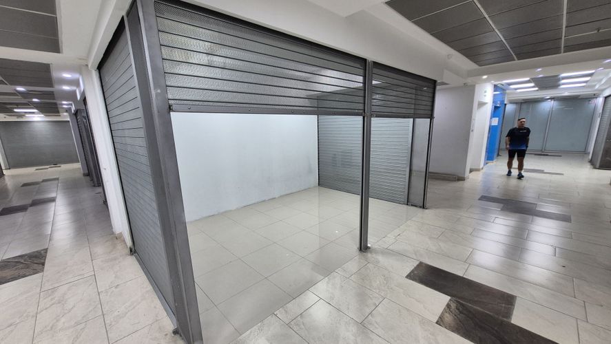 Local en arriendo en San Pedro, Cali, 12 m² · foto 2 de 6