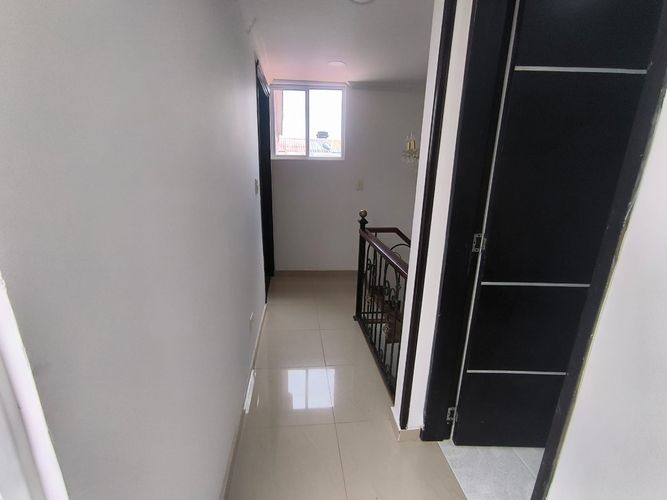 Casa de 4 alcobas en venta en Cota, 180 m² · foto 13 de 23