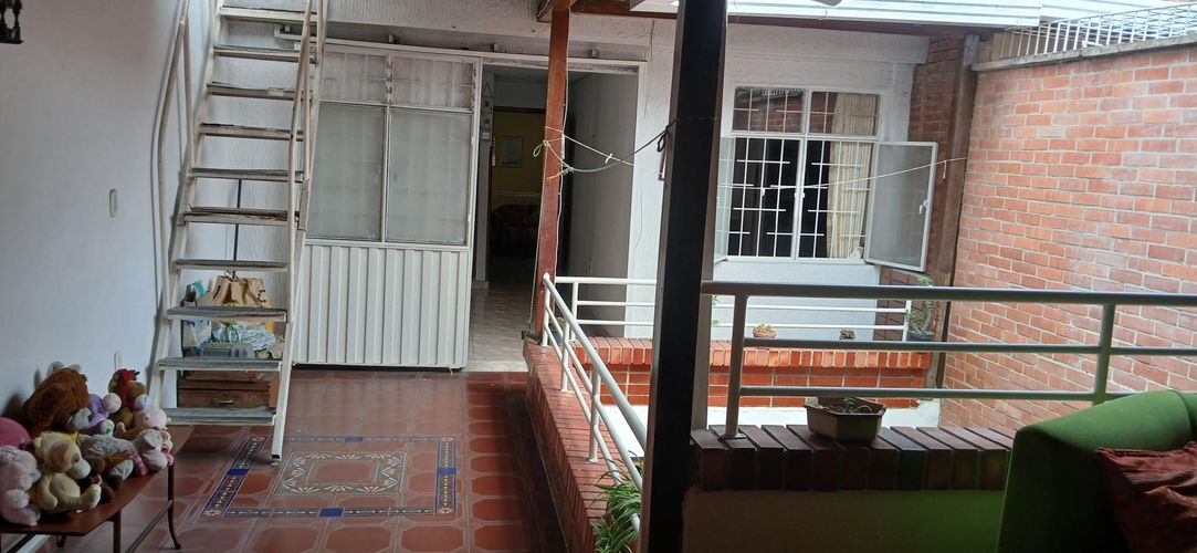 Casa de 5 alcobas en venta en Provenza, Bucaramanga, 170 m² · foto 8 de 24