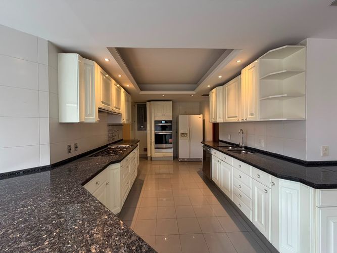 Apartamento de 4 alcobas en venta en La Cabrera, Bogotá, 480 m² · foto 6 de 24