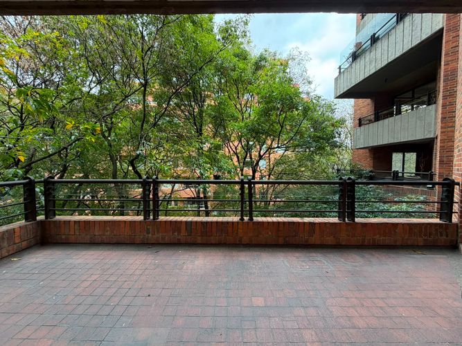 Apartamento de 4 alcobas en venta en La Cabrera, Bogotá, 480 m² · foto 16 de 24